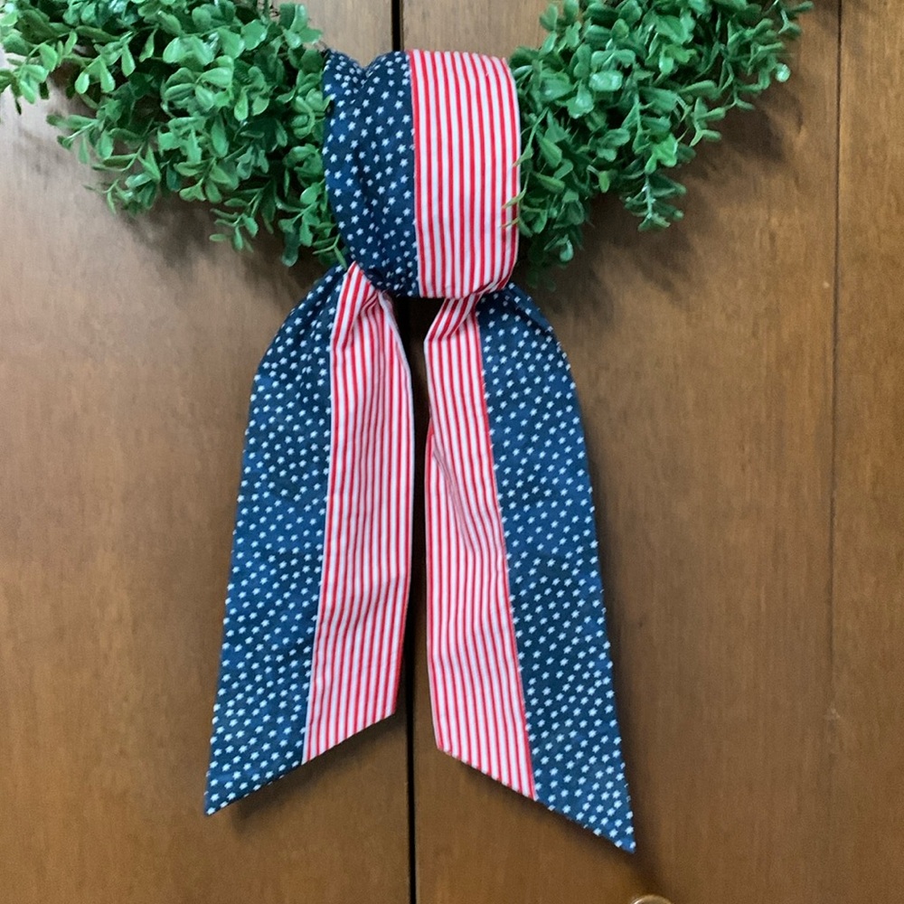 Festive Blue and Red Wreath Sash